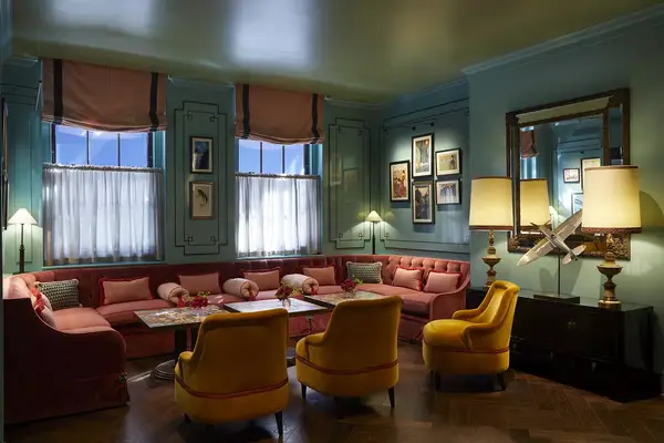 Massey lounge area at Beaverbrook Town House