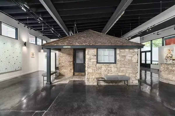 art at The Loren Hotel Austin