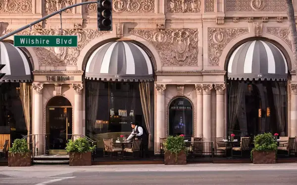 Entrance to the Beverly Wilshire. a Four Seasons Hotel