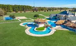 An airbnb backyard in Texas 