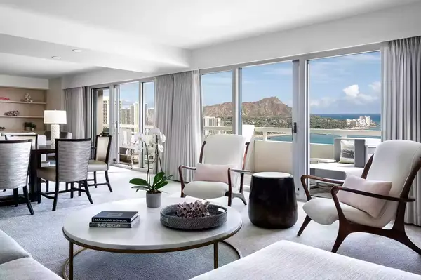 Living room at Sheraton Waikiki