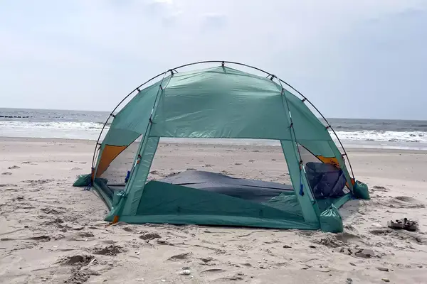 The back of the Kelty Cabana Shelter