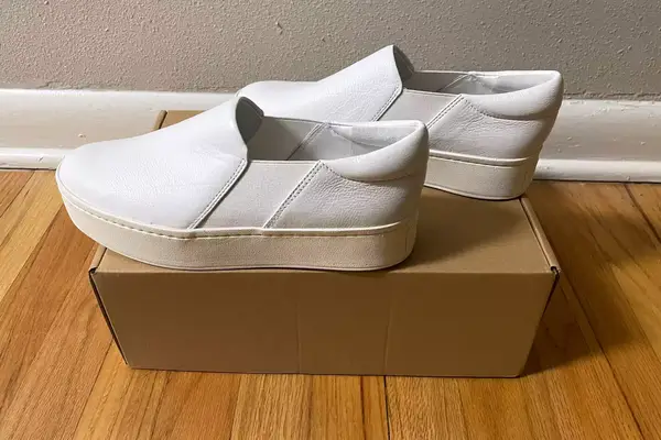 A person wears the Seavees Women