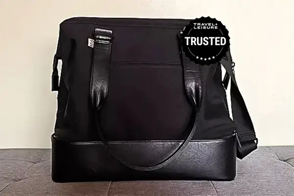 Beis the mini weekender bag 