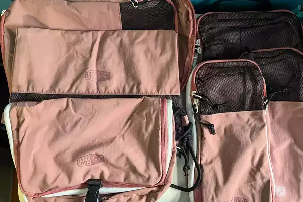 A close-up of the Blast 6PCS Compression Travel Packing Cubes