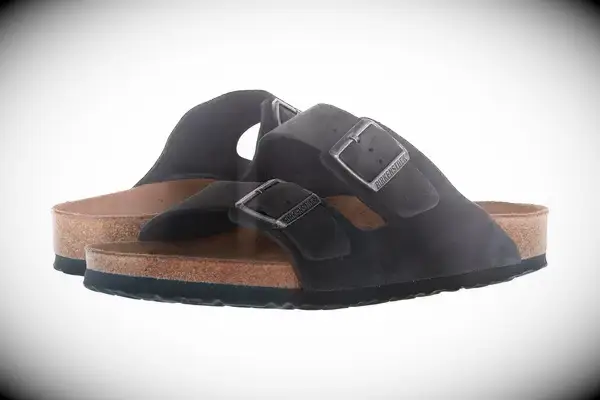 A person wears the Dockers Men