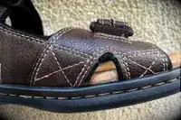 The thickness of the sole on the Dockers Men