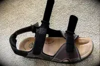 The open velcro straps on the Dockers Men