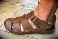 A side view of the PIKOLINOS Men