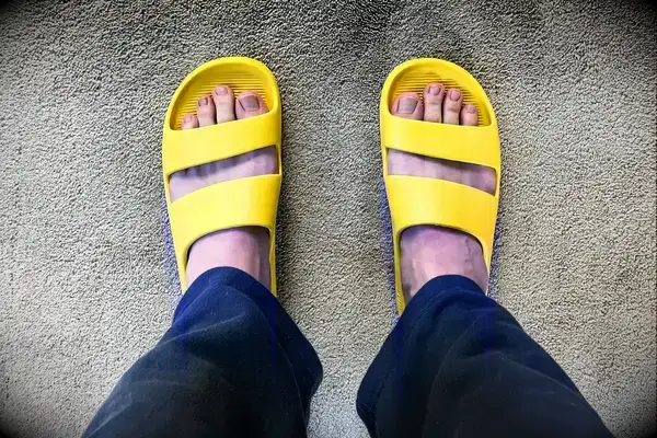 An overhead view of a person wearing the Bombas Men