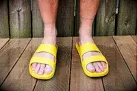 A front view of a person wearing the Bombas Men