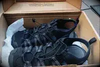 KEEN Men’s Hyperport H2 Sandal in shoebox