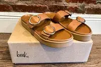 Beek Warbler Leather Platform Platform Leather Slides on the beek box