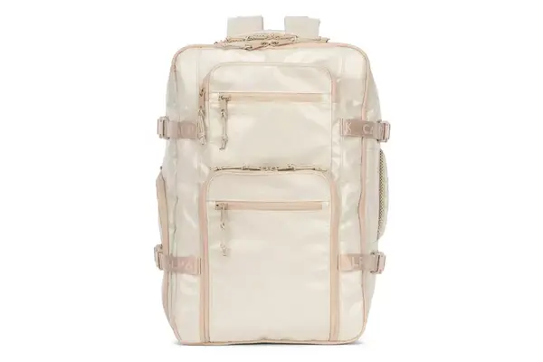 Terra 26L Laptop Duffel Backpack in White Sands