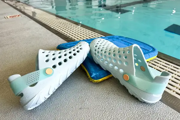 A pair of Columbia Women