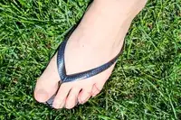 A person wears the Havaianas Women