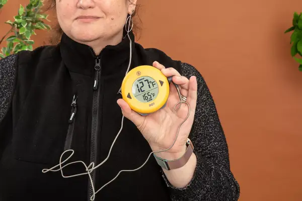 The tags on the Foxelli Women