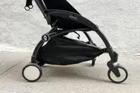 A side view of the Stokke YOYO³ Stroller