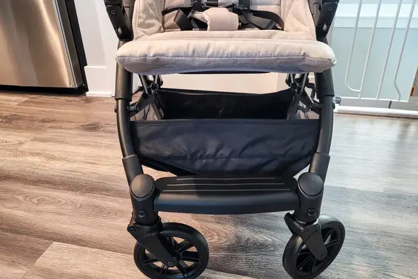 The wheels on the Inglesina Quid Stroller