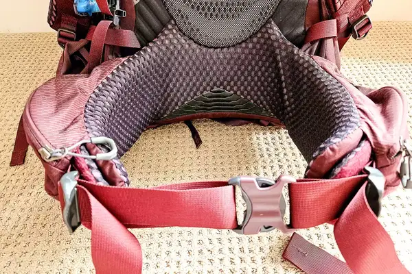 The waist strap on the Gregory Women