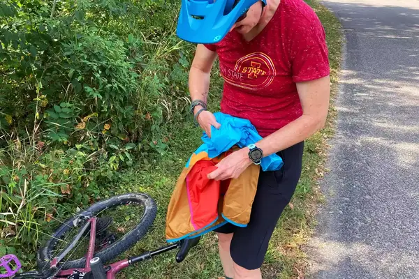 A person holds a Cotopaxi Women