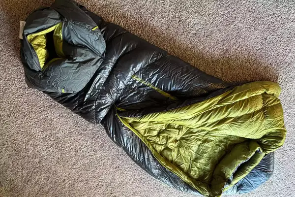 Coleman Flatlands Fleece 30°F Double Sleeping Bag