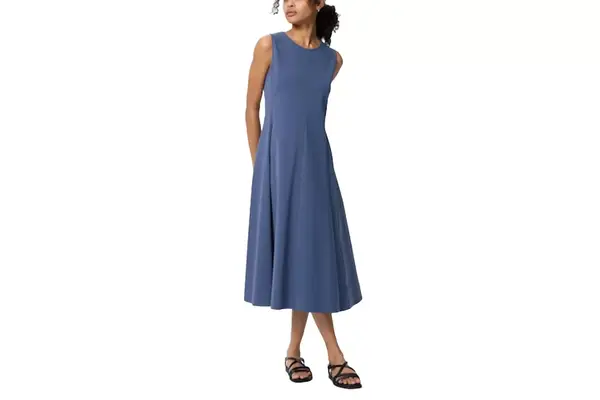 Uniqlo Ultra Stretch Dress