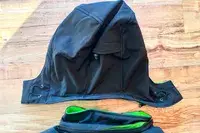 A close-up of the detached hood of the Conqueco Men