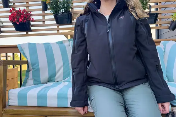 A person wearing the iHood Women