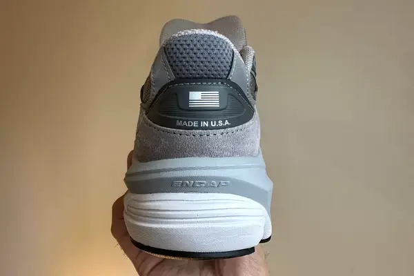 The heel of the New Balance Men