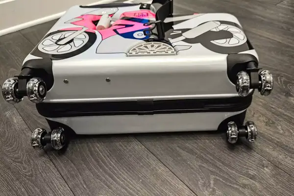 Younglingz Ride On Suitcase