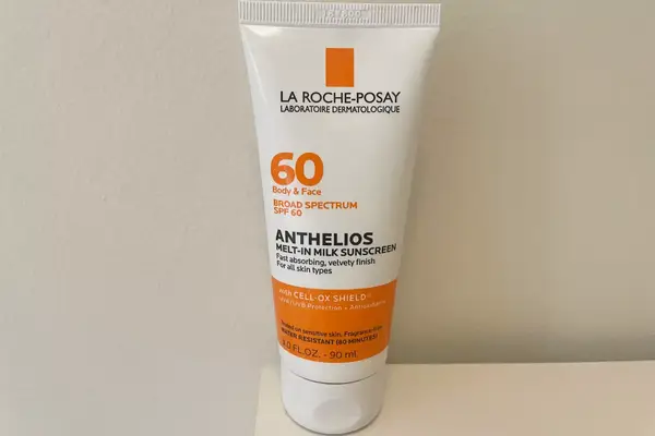 La Roche-Posay Anthelios Sunscreen, Melt-in Milk Lotion Face and Body Sunscreen 