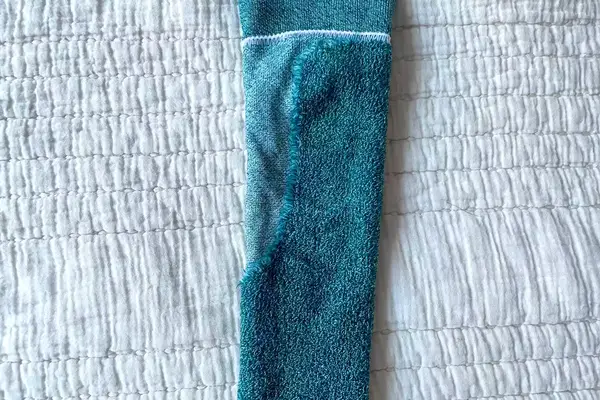Close up of the calf area of the Fits Light Ski Sock