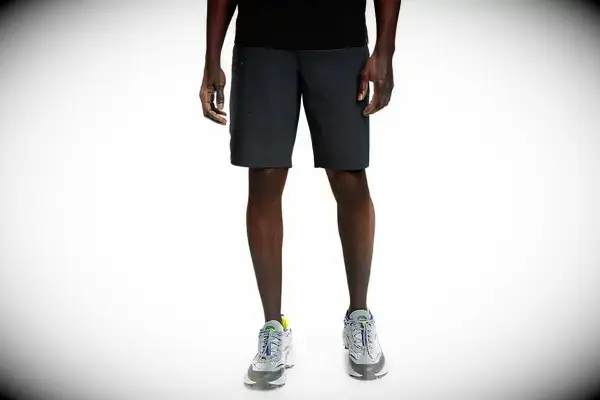 eddie-bauer-mens-rainier-shorts