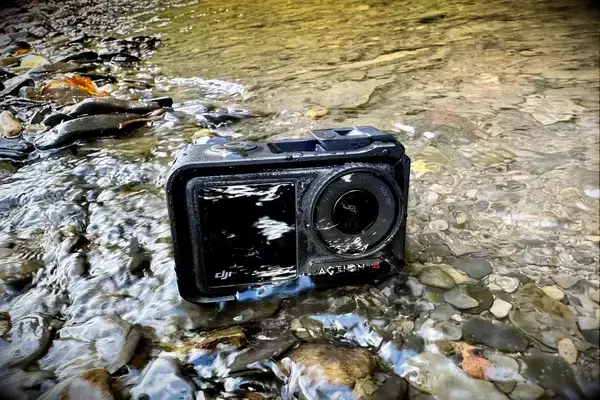 DJI Osmo Action 4 in water