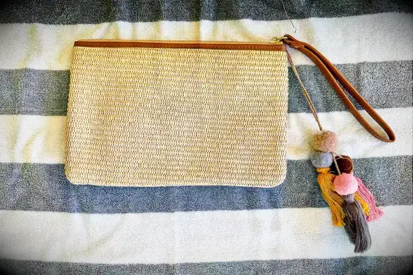 Masien Rauder Luxury Straw Wristlet Pouch