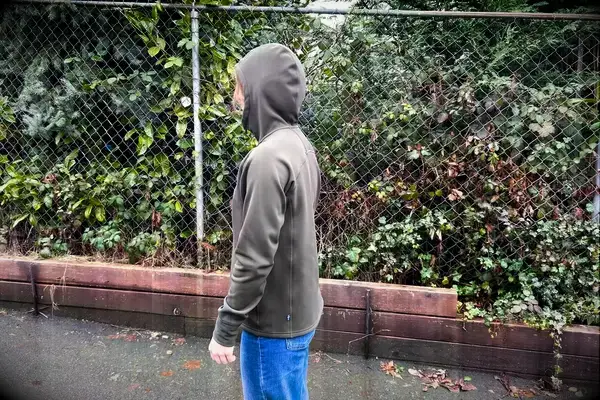 Side view of person wearing Fjallraven Women