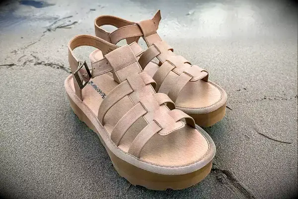 Bear Paw High Seas Iced Coffee Sandals on the sand