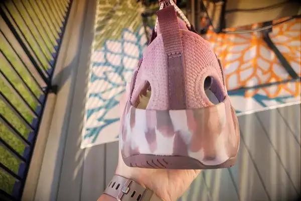 Person holding Keen Women