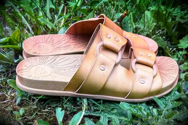 Reef Cushion Vera Cruz Slide in the grass