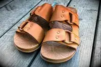 Close up from the front of the Reef Cushion Vera Cruz Slide