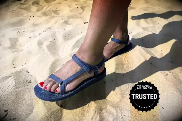 teva original universal slim sandal