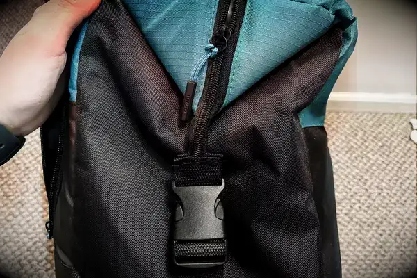 A buckle and strap on the Igloo Latitude Snapdown 36-Can Cooler Bag
