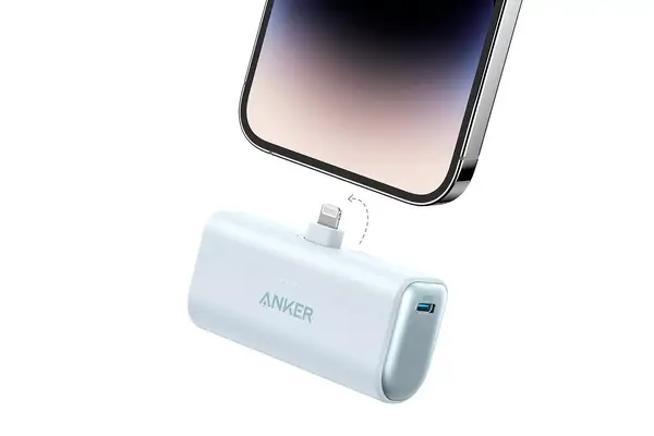 Anker Portable Charger with Built-in Lightning Connector, Portable Charger 5,000mAh MFi Certified 12W