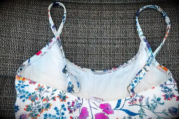 The straps on the Andie The Amalfi swimsuit