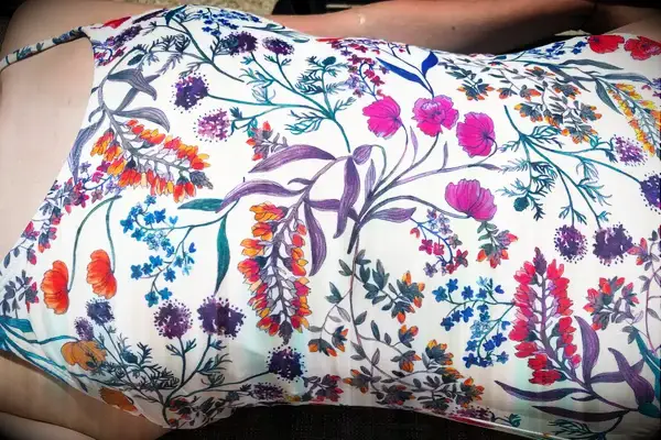 The flower pattern on the Andie The Amalfi swimsuit