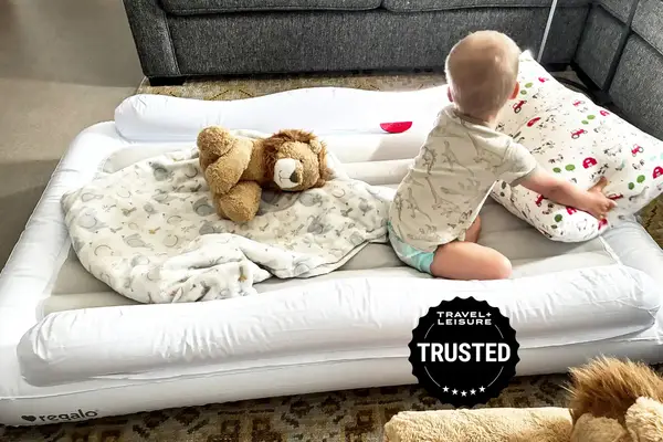 regalo inflatable toddler bed