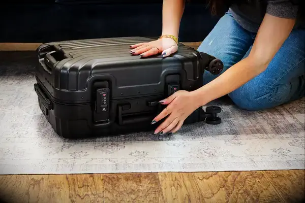 Samsonite Tru-Frame Carry-on Spinner: