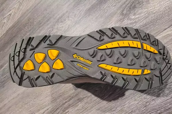 The bottom treads on the Columbia Women