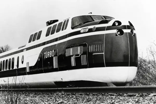 The United Aircraft Corporation TurboTrain during a test run before it was put into service on the Chicago-Milwaukee and Saint-Louis-Chicago lines, operated by the North American company Amtrak. 1975.
